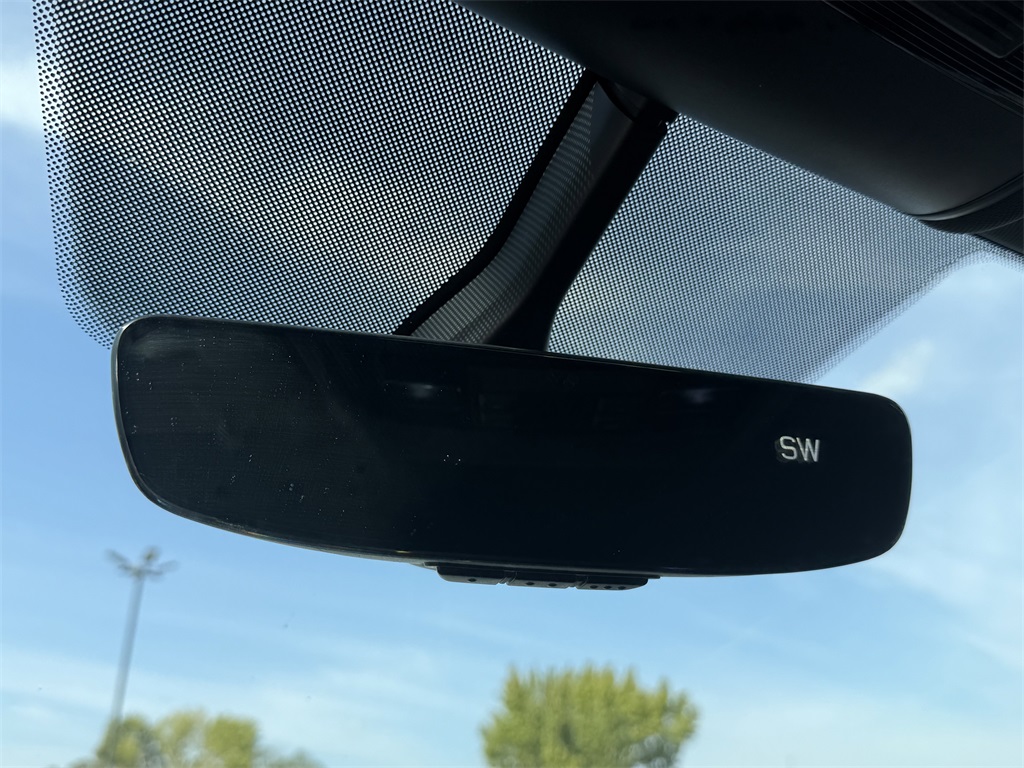 2021 Volkswagen Atlas Cross Sport 3.6L V6 SE w/Technology R-Line White at DeMontrond Auto Country