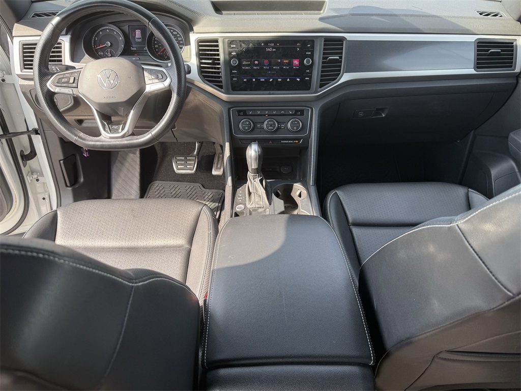 2021 Volkswagen Atlas Cross Sport 3.6L V6 SE w/Technology R-Line White at DeMontrond Auto Country