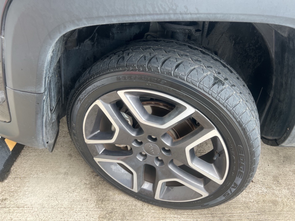 Thumbnail: 2021 Jeep Renegade - 9