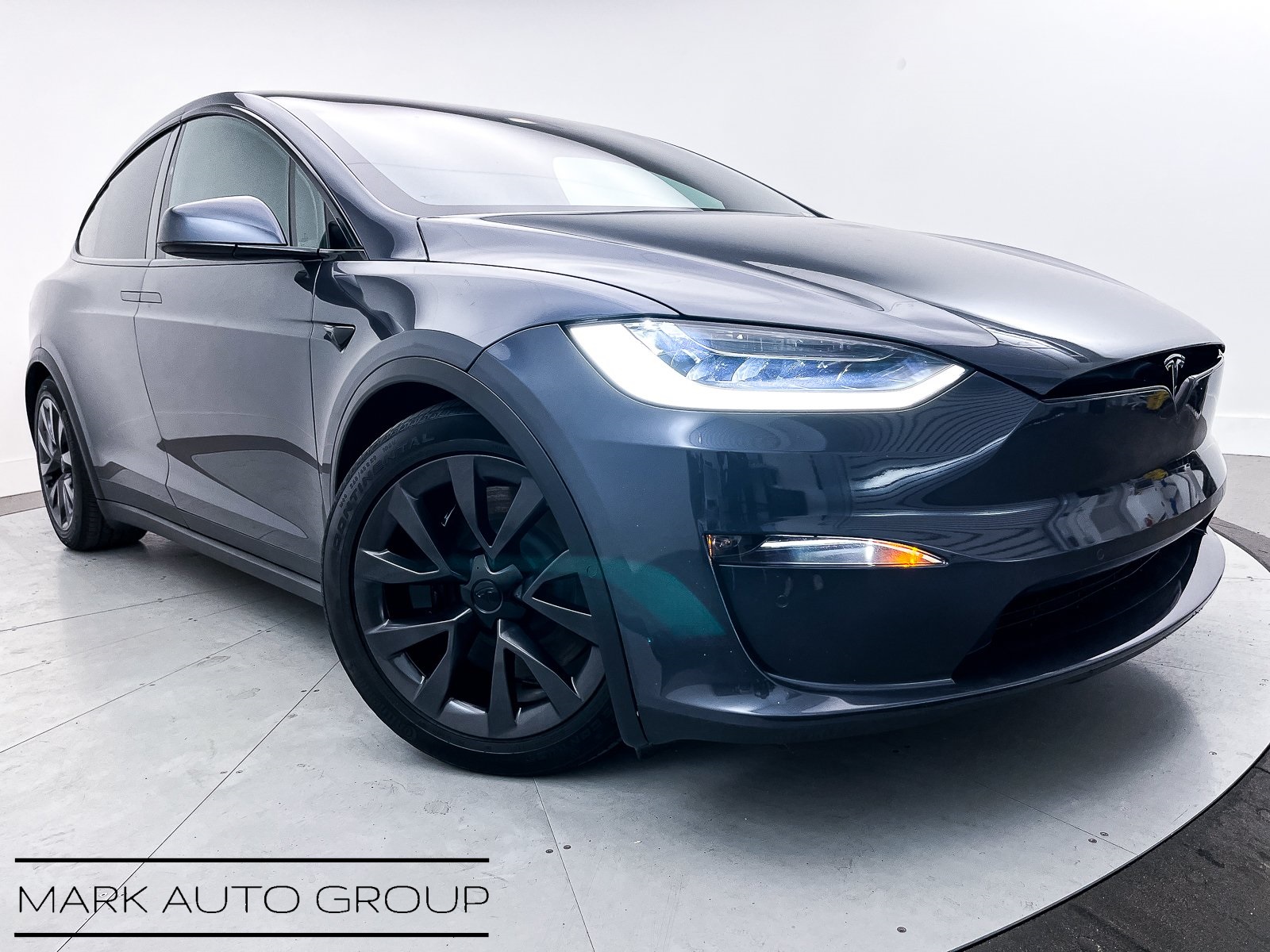 2023 Tesla Model X Base
