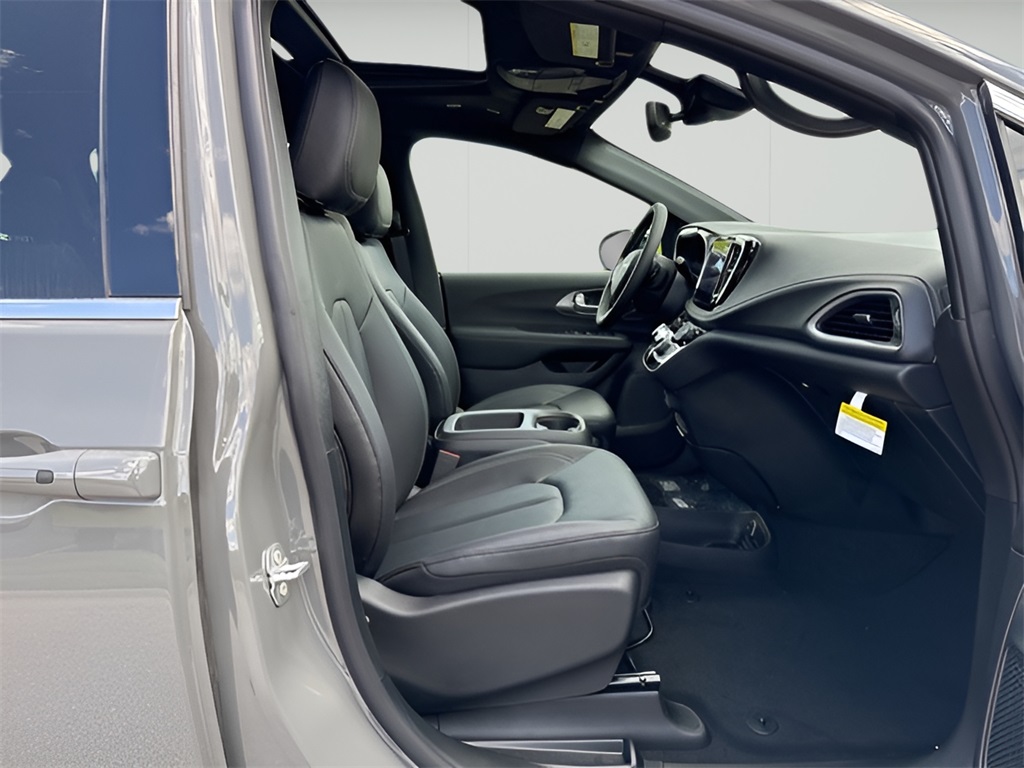 2025 Chrysler Pacifica