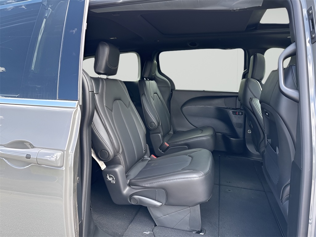 2025 Chrysler Pacifica