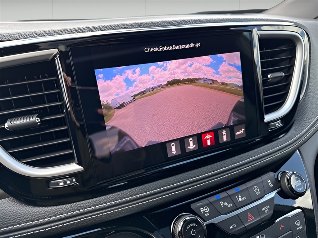 2025 Chrysler Pacifica
