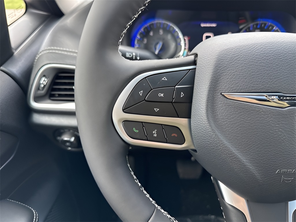 2025 Chrysler Pacifica