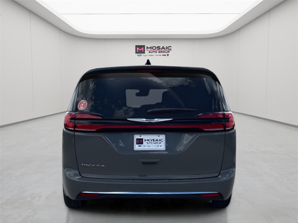 2025 Chrysler Pacifica