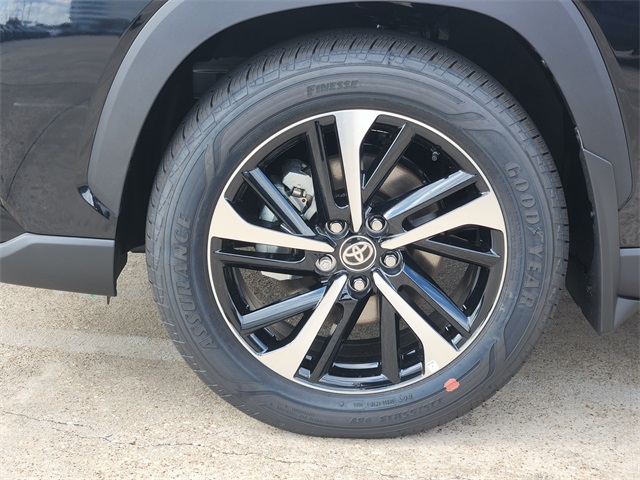 2025 Toyota Corolla Cross Hybrid XSE - 6