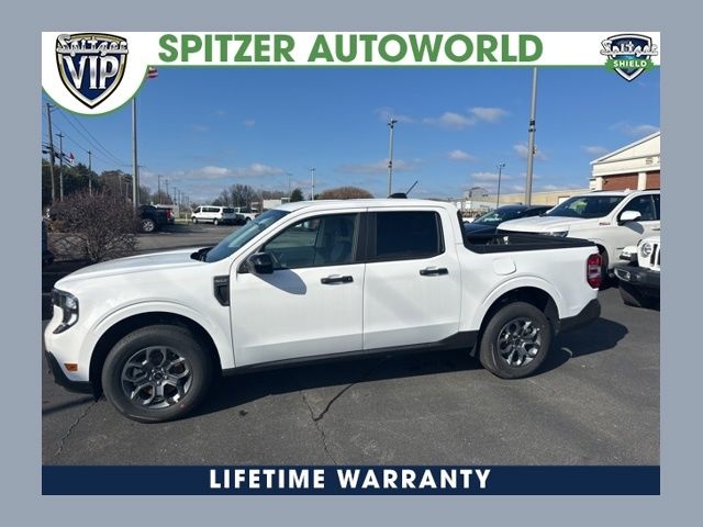 Oxford White 2025 Ford Maverick XLT SuperCrew AWD Pickup Truck All-Wheel Drive Continuously Variable Transmission