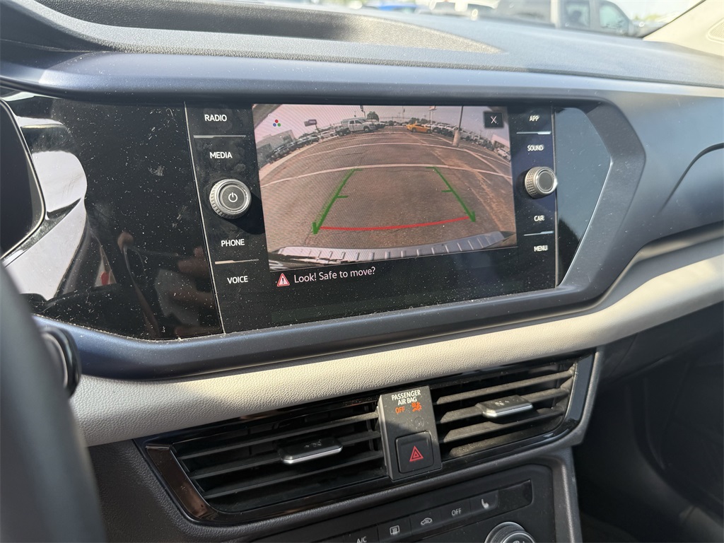 2022 Volkswagen Taos 1.5T SE Black at Community Honda