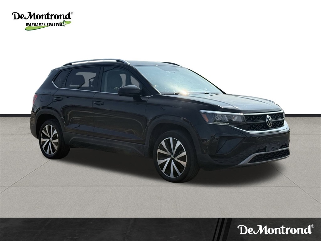 2022 Volkswagen Taos 1.5T SE Black at Community Honda