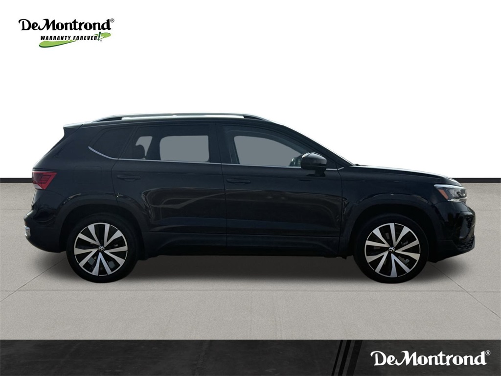 2022 Volkswagen Taos 1.5T SE Black at Community Honda