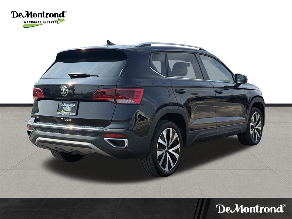 2022 Volkswagen Taos 1.5T SE Black at Community Honda