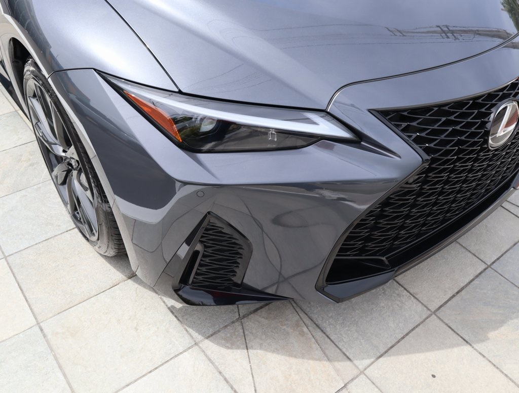 Thumbnail: 2025 Lexus IS - 17