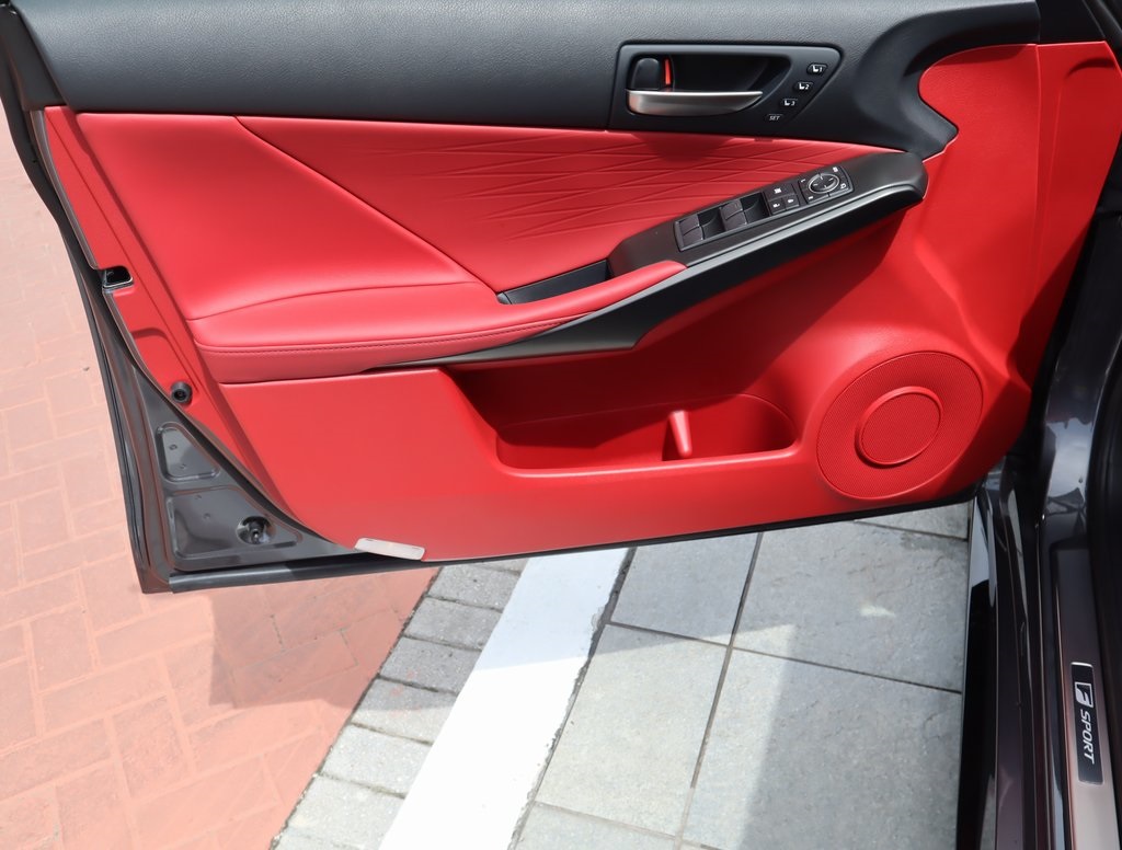 Thumbnail: 2025 Lexus IS - 23