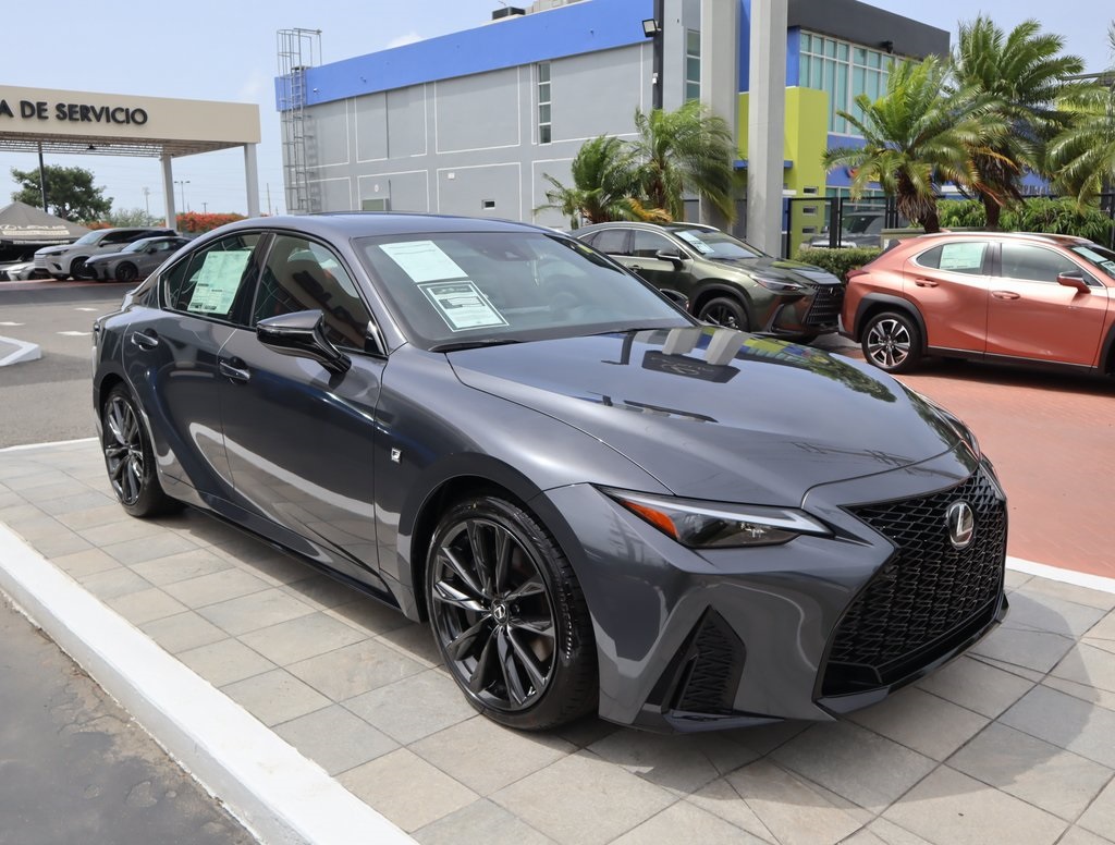 Thumbnail: 2025 Lexus IS - 3
