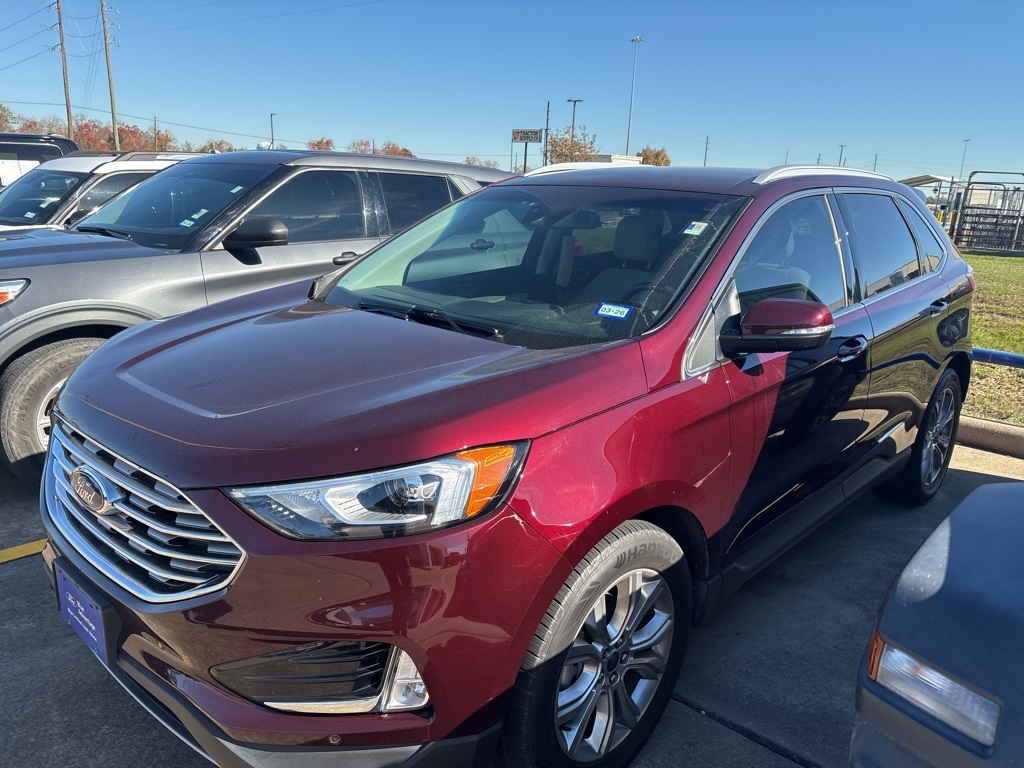 2020 Ford Edge Titanium Red at Community Honda