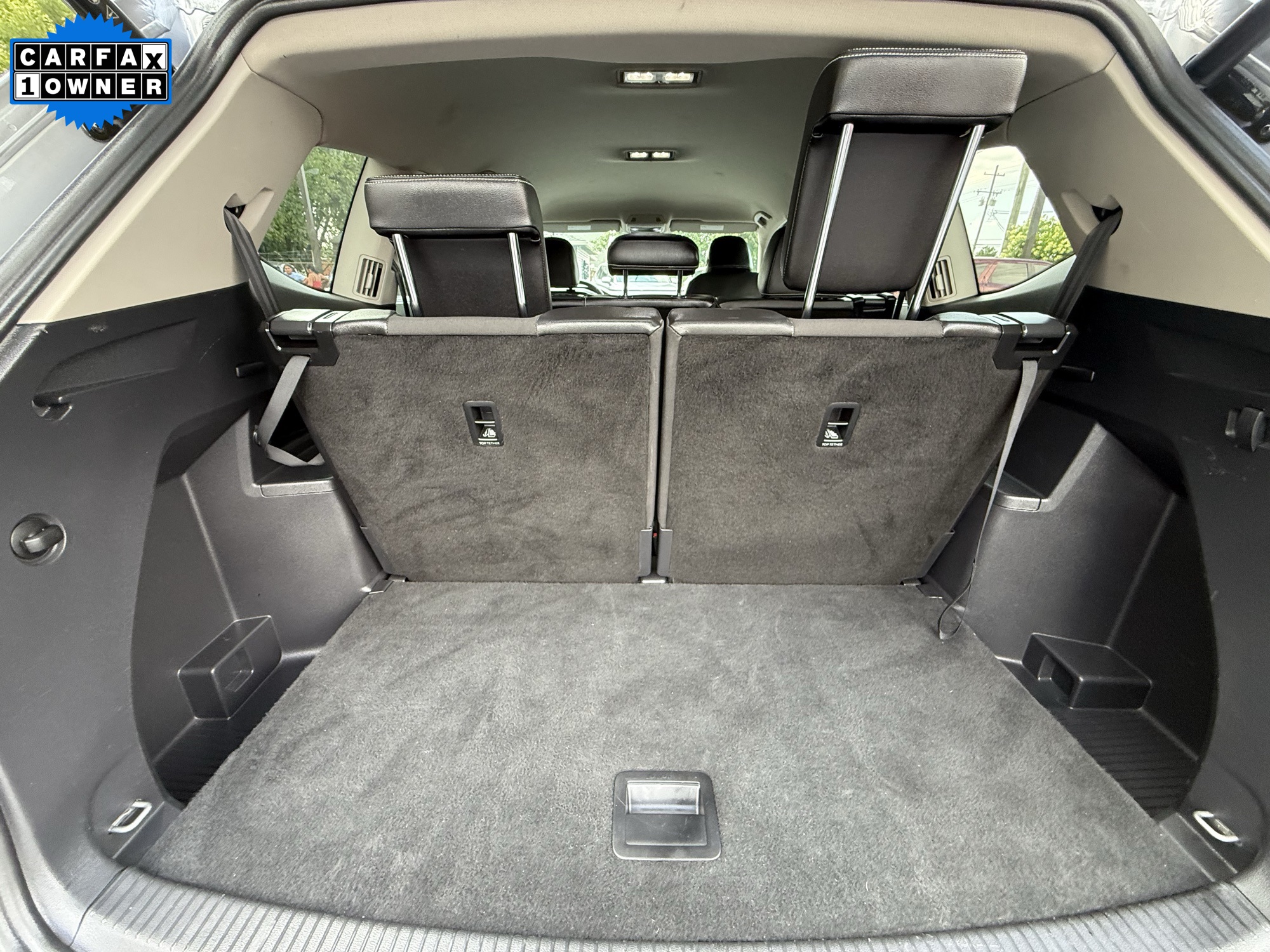 2021 Volkswagen Atlas V6 SE Technology R-Line photo 25