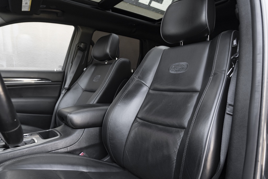 2020 Jeep Grand Cherokee Overland - Photo 11