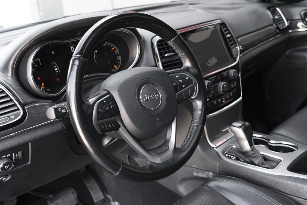 2020 Jeep Grand Cherokee Overland - Photo 20