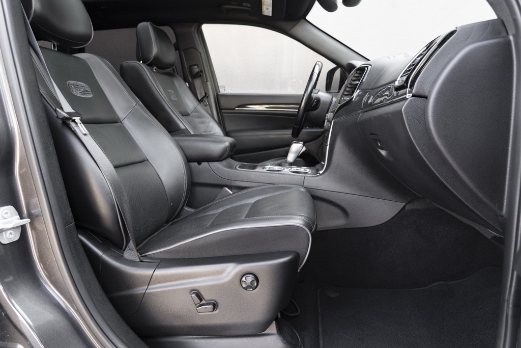 2020 Jeep Grand Cherokee Overland - Photo 39