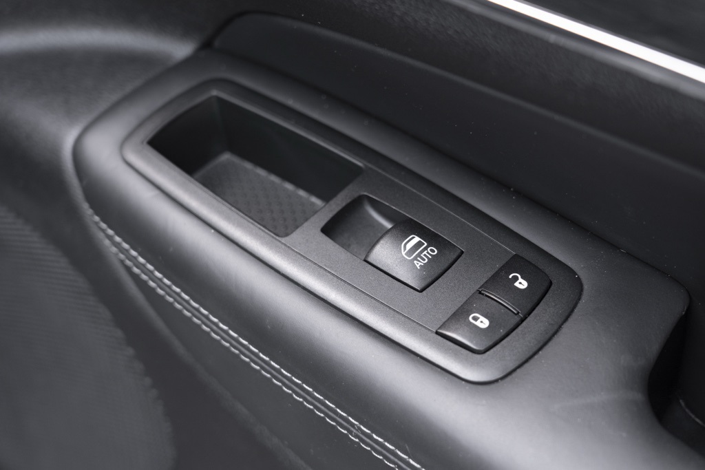 2020 Jeep Grand Cherokee Overland - Photo 40