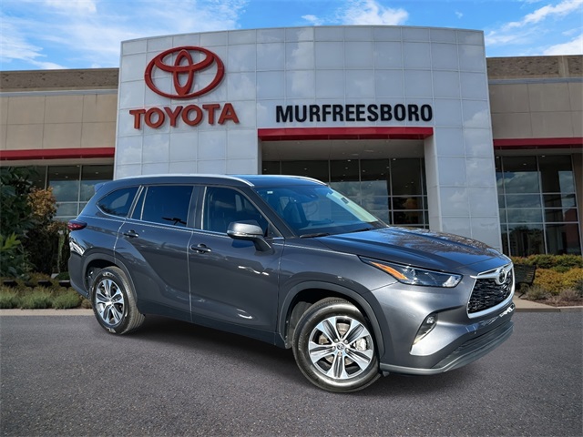 2024 Toyota Highlander XLE FWD