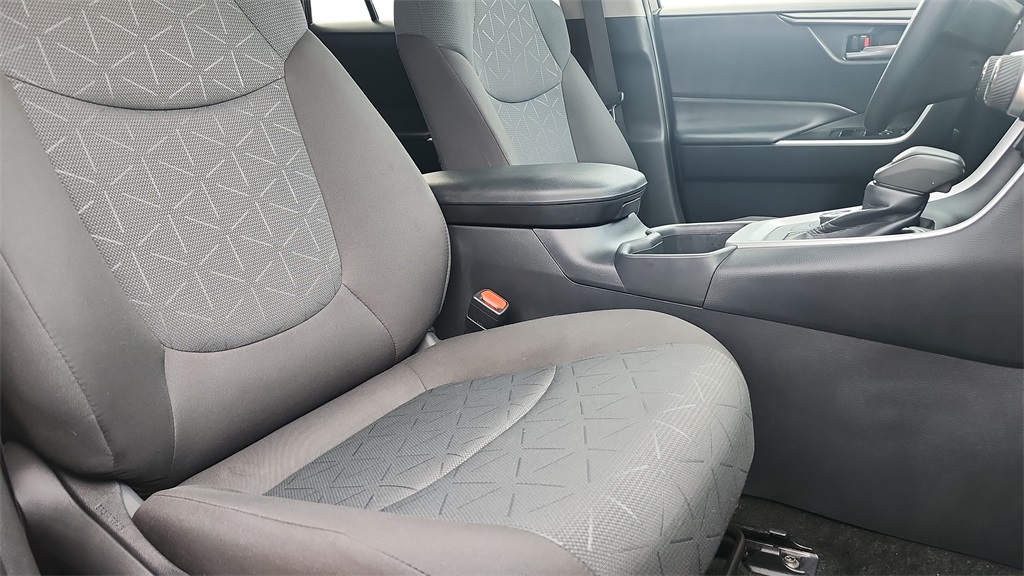 2025 Toyota RAV4 Hybrid