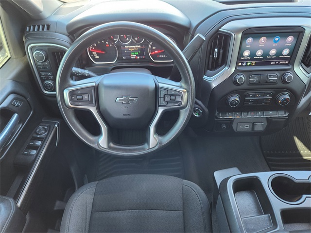 2020 Chevrolet Silverado 1500 RST photo 13