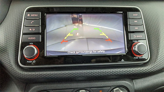 2025 Nissan Kicks Play