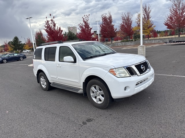 2009 Nissan Pathfinder SE