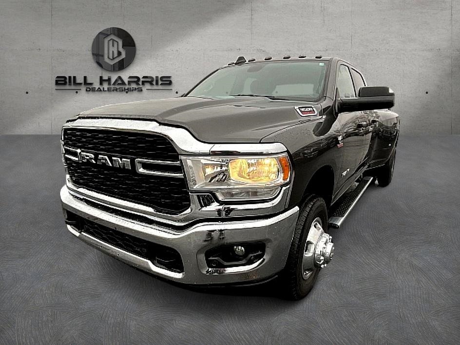 2022 RAM 3500 Big Horn Crew Cab LB DRW 4WD