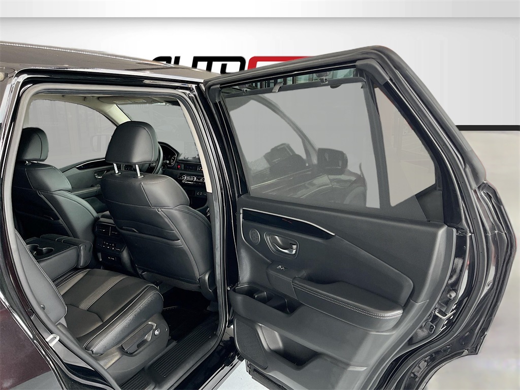 2025 Honda Pilot EX-L Black at AutoSavvy Houston Southwest