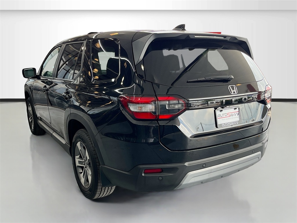 2025 Honda Pilot EX-L Black at AutoSavvy Houston Southwest