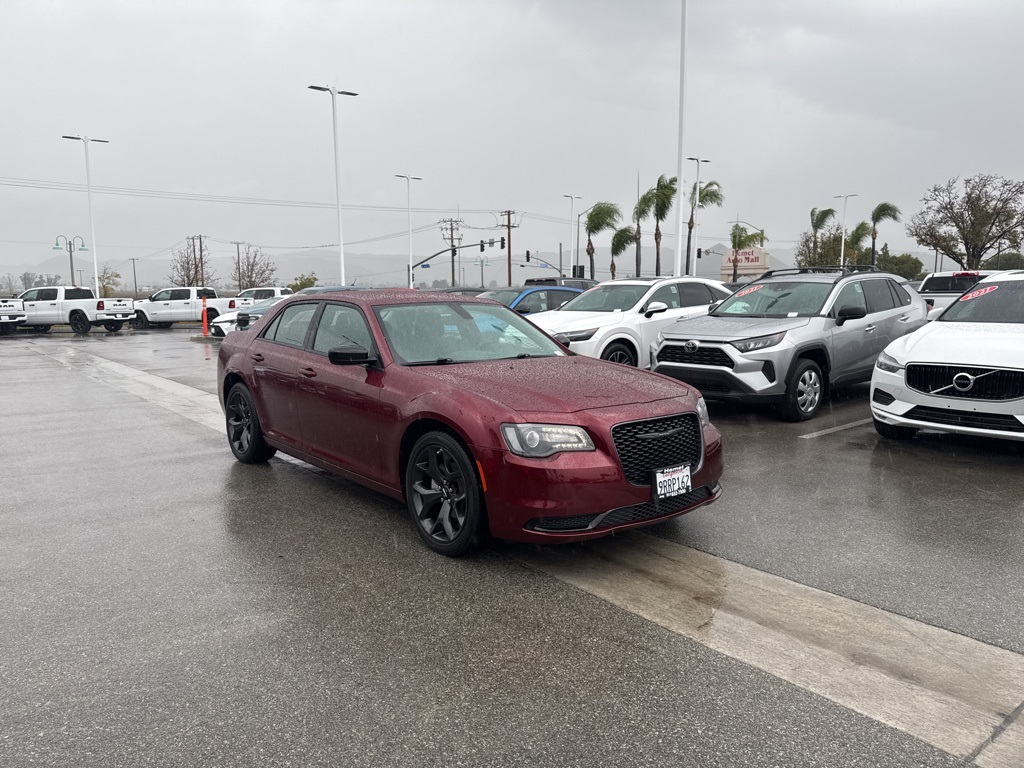 2023 Chrysler 300 Touring