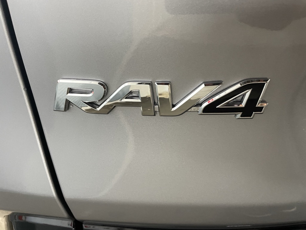 Thumbnail: 2025 Toyota RAV4 - 24