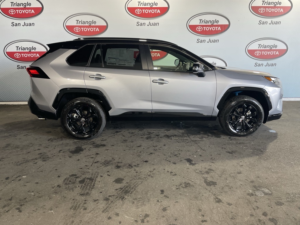 Thumbnail: 2025 Toyota RAV4 - 6