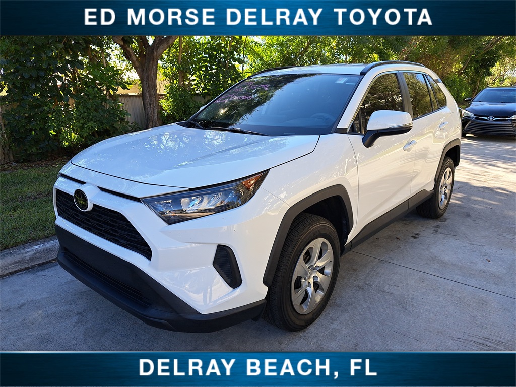 2020 Toyota RAV4 LE FWD