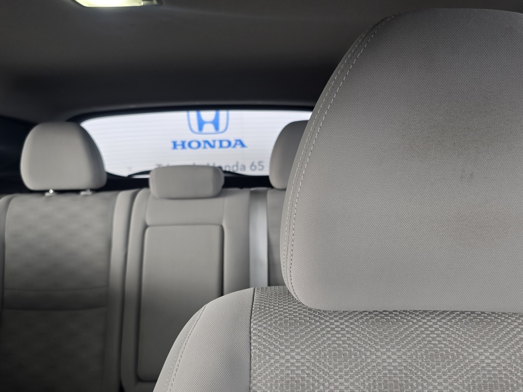 Thumbnail: 2020 Nissan Rogue Sport - 18