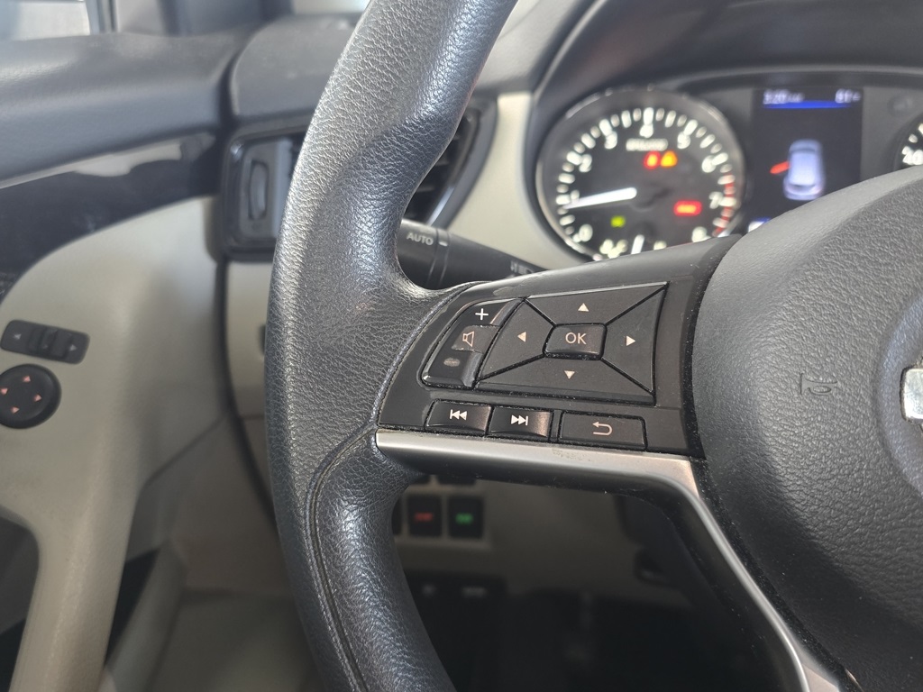 Thumbnail: 2020 Nissan Rogue Sport - 27