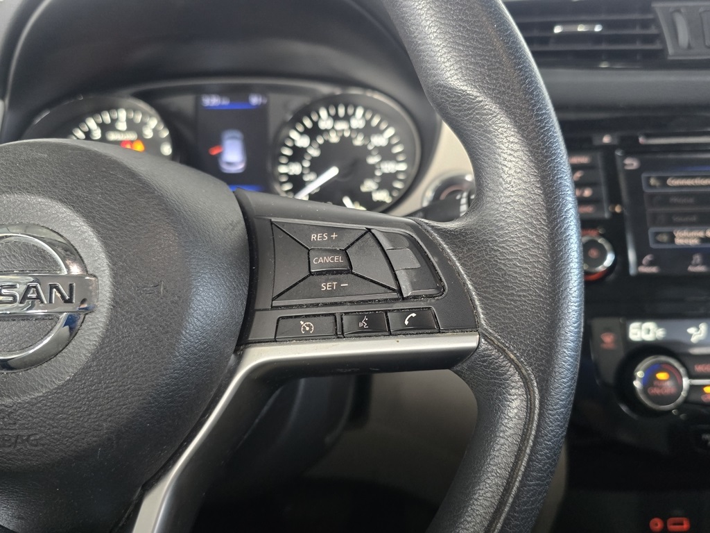 Thumbnail: 2020 Nissan Rogue Sport - 28