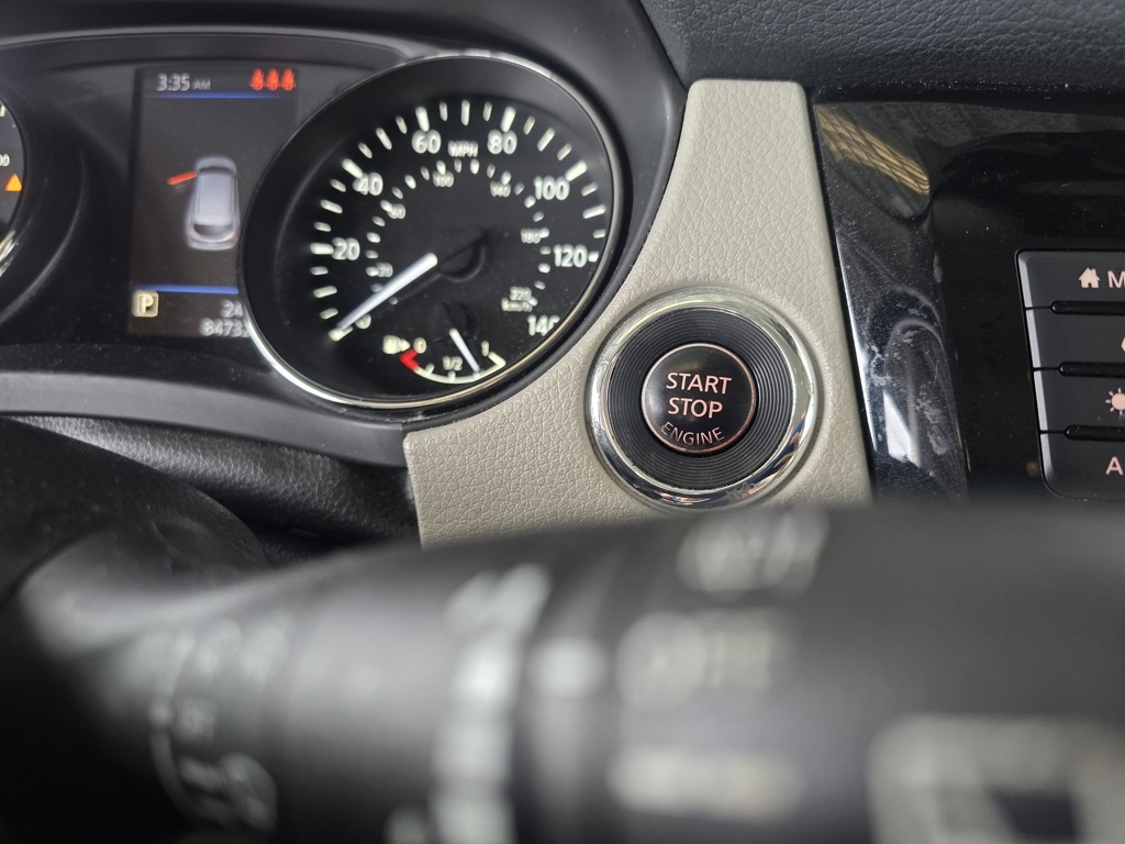 Thumbnail: 2020 Nissan Rogue Sport - 30