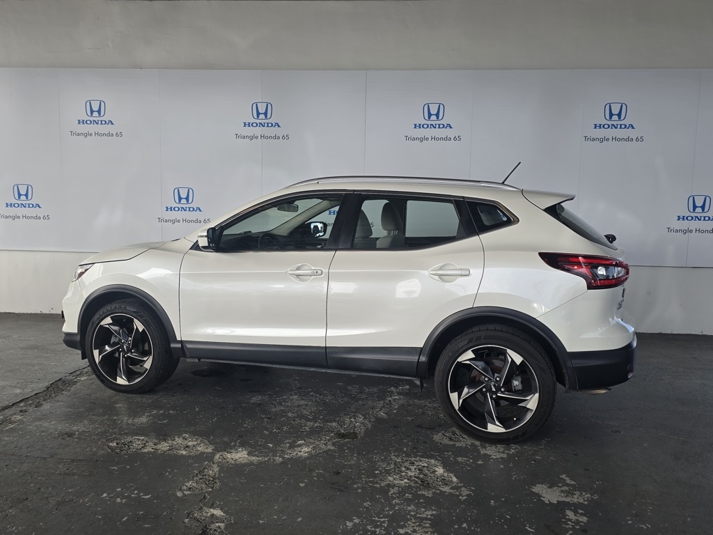Thumbnail: 2020 Nissan Rogue Sport - 4