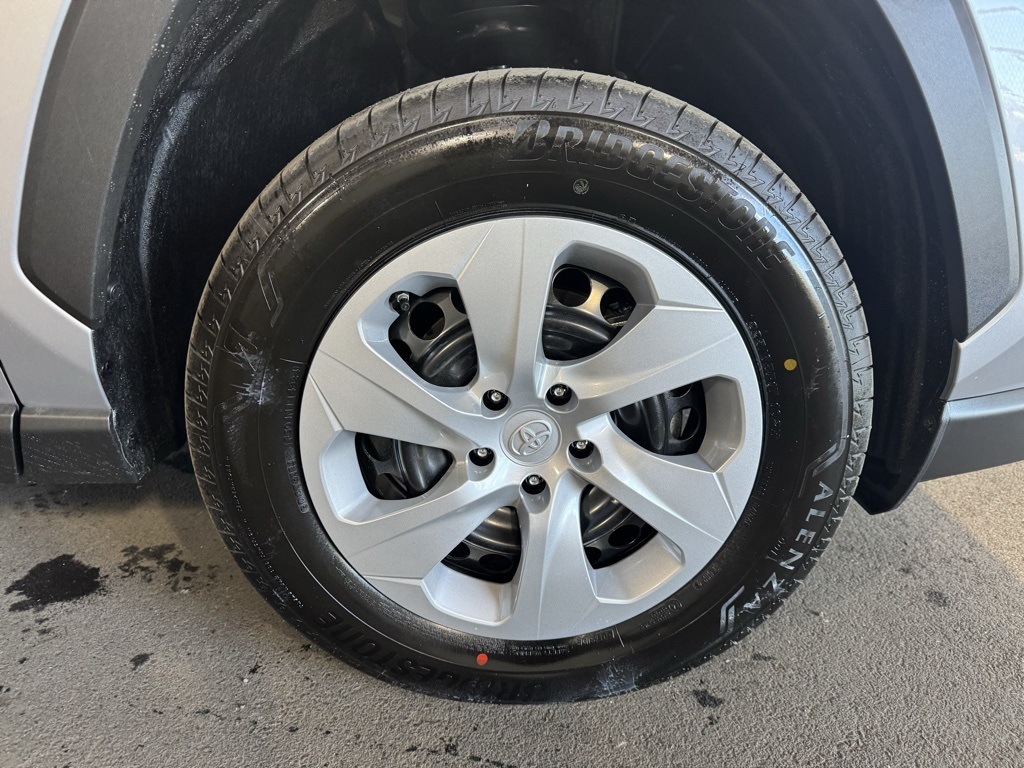 Thumbnail: 2025 Toyota RAV4 - 7