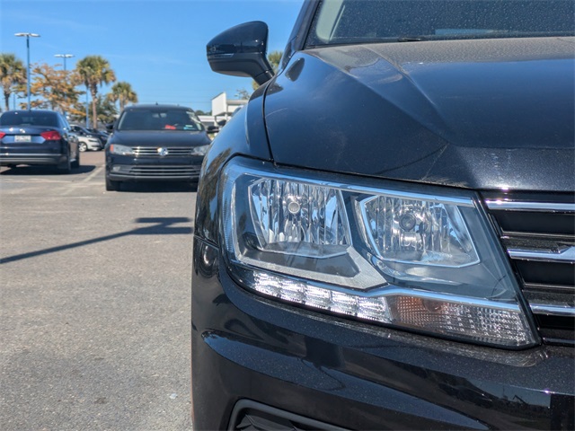 2021 Volkswagen Tiguan 2.0T SE - 9