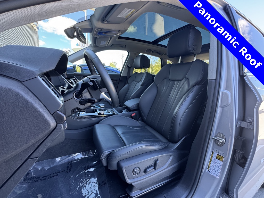 2024 Audi Q5 45 S line Premium Plus photo 3