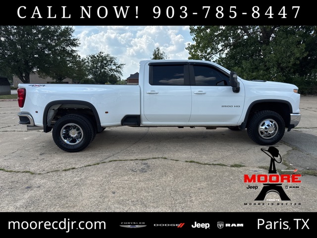 2024 Chevrolet Silverado 3500HD LT photo 3