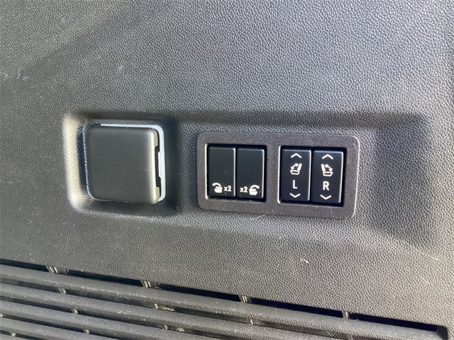 Used Car 2023 Chevrolet Tahoe  Premier For Sale Under $50,000 In San Antonio, Texas