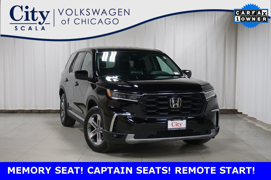 2024 Honda Pilot EX-L AWD with Captains Chairs