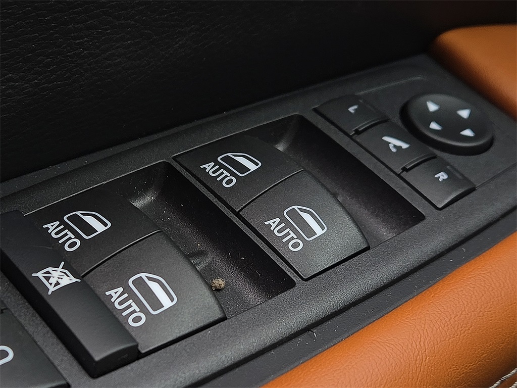 New 2026 Chrysler Pacifica For Sale in Farmington, AR