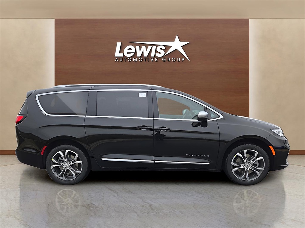 New 2026 Chrysler Pacifica For Sale in Farmington, AR