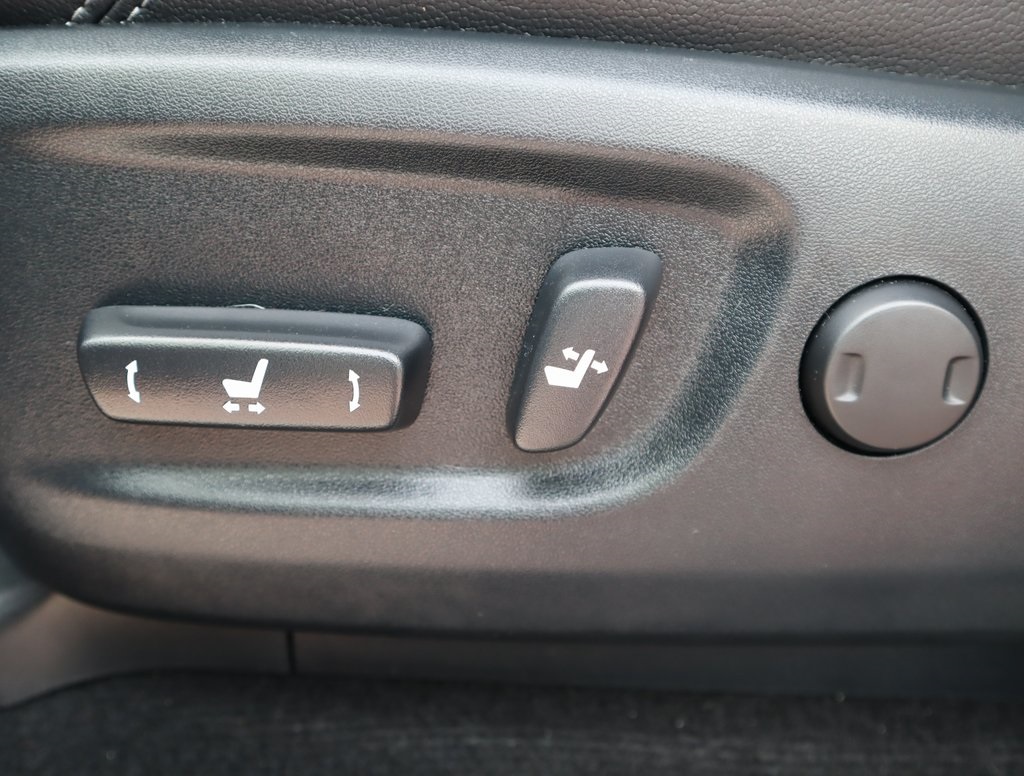 Thumbnail: 2023 Toyota 4Runner - 22